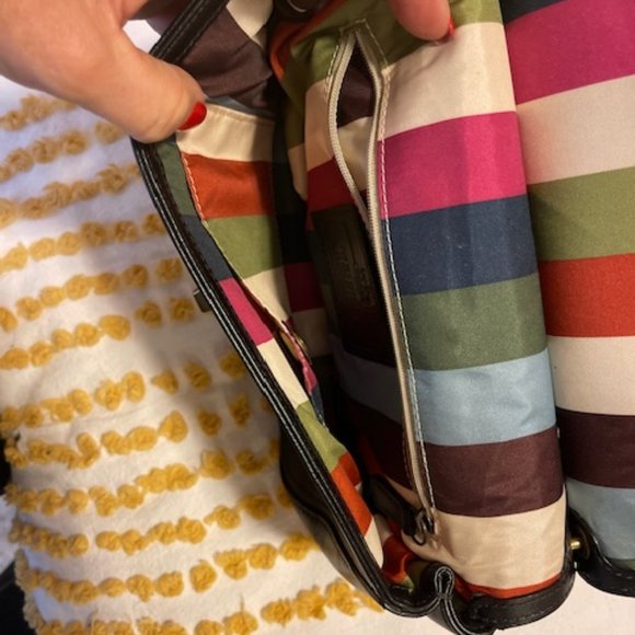 Preloved Coach Willis Legacy multi purse - Picture 2 of 7